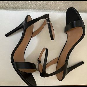Black thin heel high heels